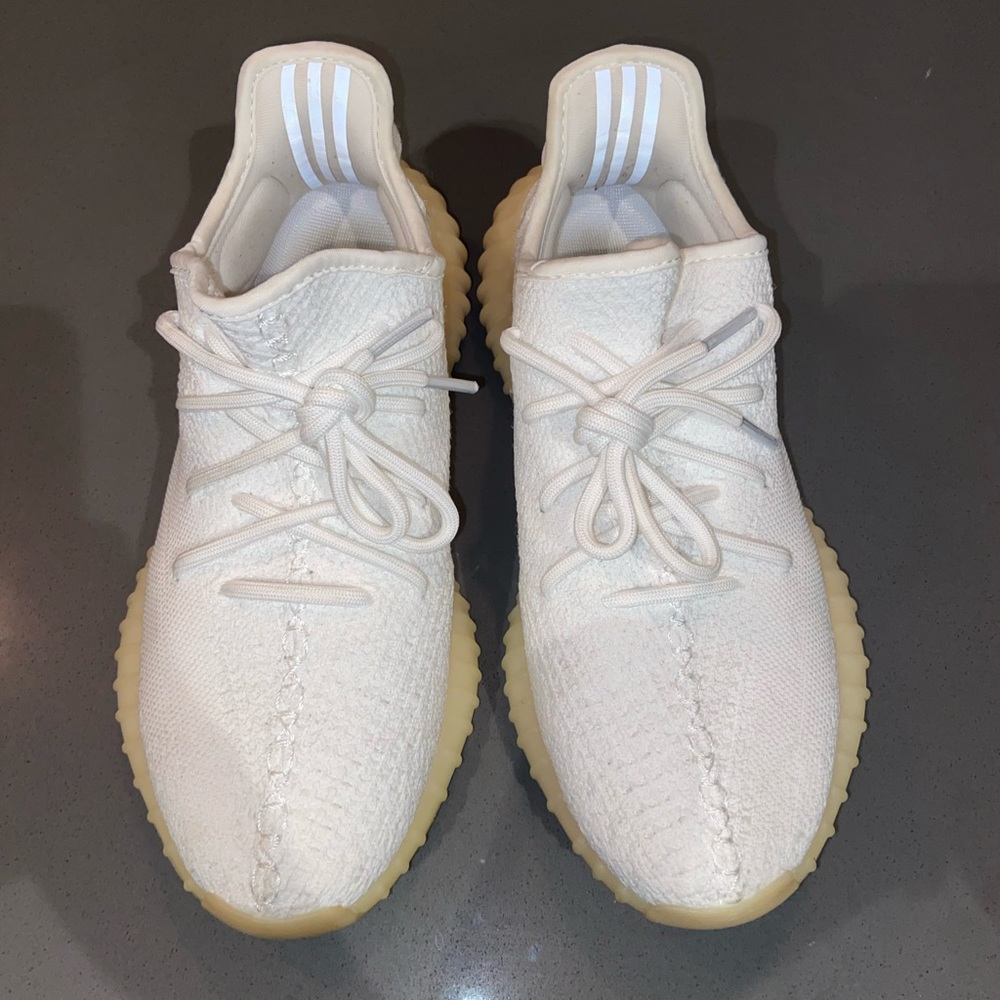 White/Crème Yeezy Dupes